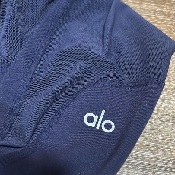 Alo Yoga Coast Leggings - Picture 4 of 7